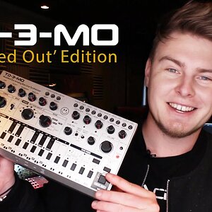 Behringer TD-3-MO - 'Modded Out' Edition