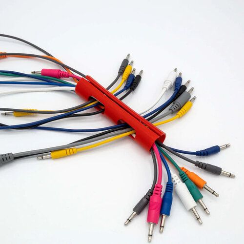 Uwyn CablePortal - умный держатель кабеля в ваших системах Eurorack