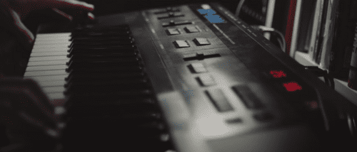 Синтезаторы Logue добавили тембры звука Korg DW-8000 с новыми осцилляторами Digital Waveform