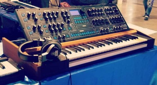 GS Music анонсировала Zeus, мультитембральный аналоговый полифонический синтезатор